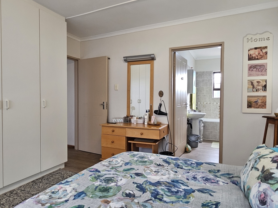 3 Bedroom Property for Sale in Jeffreys Bay Central Eastern Cape